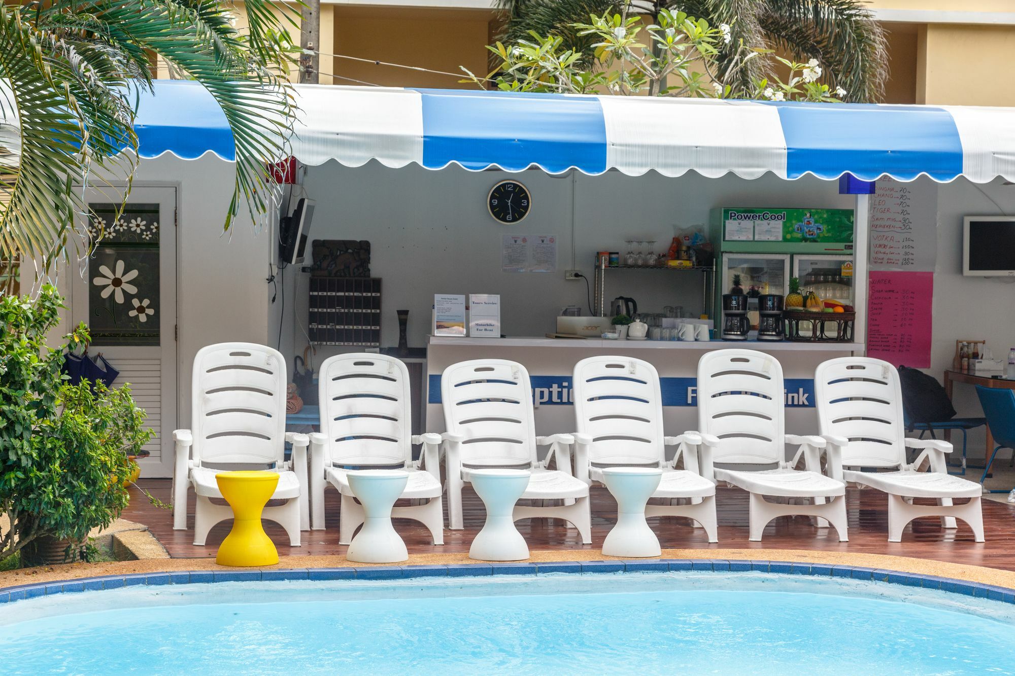 PorterHouse Beach Hotel Patong Exterior foto