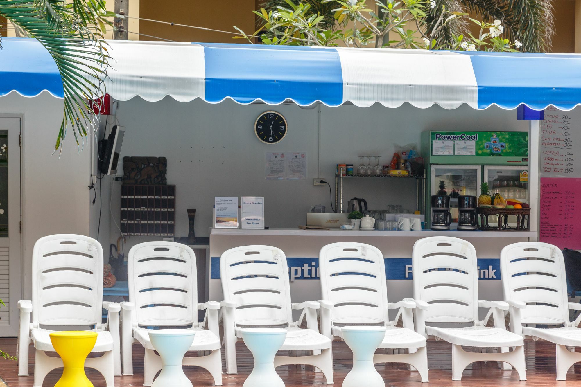 PorterHouse Beach Hotel Patong Exterior foto